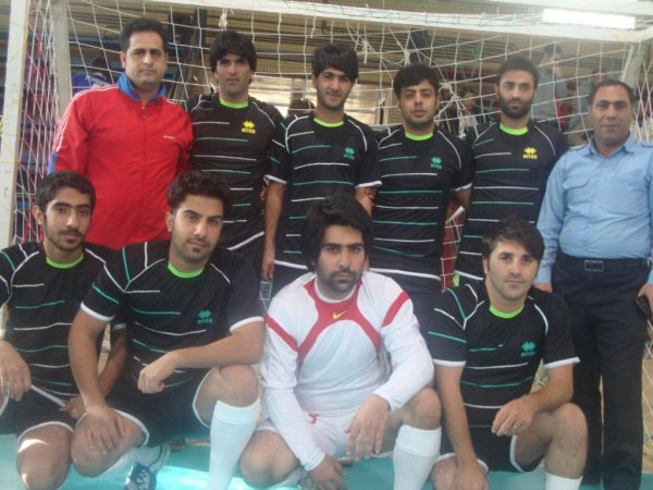 تصاویر برگزاری مسابقه  فوتسال جام فجر شهدای تل زالی