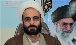 طزری: عناصر خودفروخته و بی‌اعتقاد به بدنه فرهنگی کشور رخنه کرده‌اند
