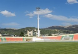 دکل‌های ورزشگاه بزرگ یاسوج مشکلی برای هواپیماها ندارد/دعوت از استقلال یا پرسپولیس برای افتتاح