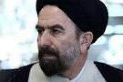یونسی به عامل اختلاف و تفرقه تبدیل شده است/روحانی افراد حاشیه ساز را  از خود دور کند